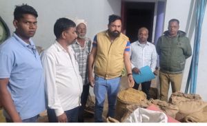  अलग-अलग कार्रवाई में 400 बोरी धान जब्त