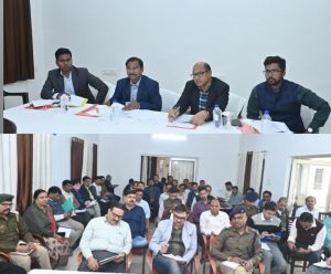  संभागायुक्त श्री महादेव कावरे ने राजिम कुंभ कल्प 2026 की तैयारियों को लेकर ली समीक्षा बैठक