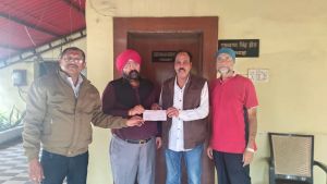 रायपुर नगर निगम जोन 4 ने बकायादार यूनियन क्लब पर सीलिंग की कार्यवाही की