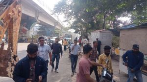  जोन 10 क्षेत्र में  20 से अधिक अवैध ठेलों को हटाकर  आवागमन सुगम बनाया गया 