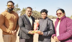 प्रधानमंत्री राष्ट्रीय बाल पुरस्कार लेने योगिता दिल्ली रवाना 