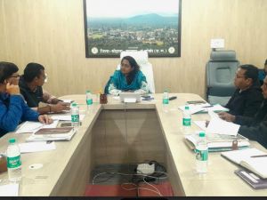  पीएम सूर्यघर मुफ्त बिजली योजना का लाभ लेने जनसामान्य को करें जागरूक-कलेक्टर  