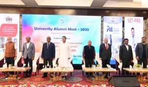    कामधेनु विश्वविद्यालय में पूर्व छात्र-छात्राओं का मिलन समारोह संपन्न