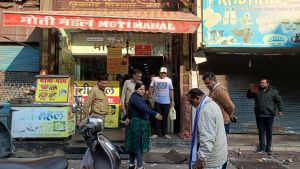 मोती महल पर किया 10 हजार रूपये का ई-जुर्माना