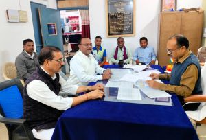 विशेष गहन पुनरीक्षण कार्य के अंतर्गत निर्वाचन रजिस्ट्रीकरण अधिकारियों ने ली मान्यता प्राप्त राजनैतिक दलो की बैठक