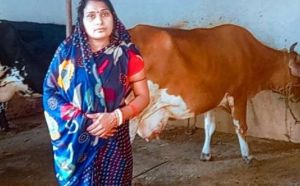 बिहान योजना से बदली सिवनी की रूखमणी पाण्डेय की जिंदगी, बनीं ‘लखपति दीदी बिहान योजना से बदली सिवनी की रूखमणी पाण्डेय की जिंदगी, बनीं ‘लखपति दीदी