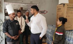  खाद्य सुरक्षा विभाग की टीम द्वारा पनीर एवं अन्य डेयरी उत्पादों पर रखी जा रही सघन निगरानी