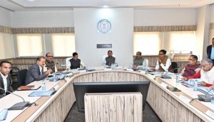 शहरों के संतुलित, समावेशी और योजनाबद्ध विकास को लेकर सरकार प्रतिबद्ध : मुख्यमंत्री श्री साय शहरों के संतुलित, समावेशी और योजनाबद्ध विकास को लेकर सरकार प्रतिबद्ध : मुख्यमंत्री श्री साय