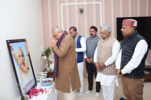  भाजपा राष्ट्रीय उपाध्यक्ष सौदान सिंह ने स्व. मनकी देवी कश्यप और स्व. श्याम सुंदर अग्रवाल को श्रद्धांजलि अर्पित की