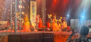  तीन दिनी बेलतरा महोत्सव का रंगारंग समापन, कलाकारों ने बांधा समा