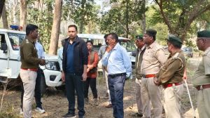  प्रशासन द्वारा कार्रवाई करते हुए लगभग 35 एकड़ वनभूमि को अतिक्रमण से कराया गया मुक्त