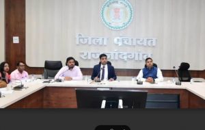  कलेक्टर ने ग्रामीण कृषि विस्तार अधिकारियों, पटवारियों, समिति प्रबंधक एवं डाटा एण्ट्री ऑपरेटरों की बैठक ली