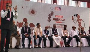  रायपुर साहित्य महोत्सव में गूंजता रहा राजनांदगांव जिले का नाम