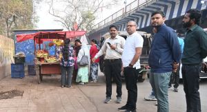 ​निगम आयुक्त ने किया जोन-3 मदर टेरेसा नगर का सघन निरीक्षण