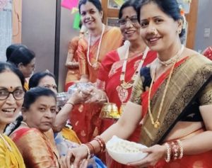  चिमटे से सिक्&zwj;का उठाने में चित्रा विजेता, रीना बनीं उपविजेता