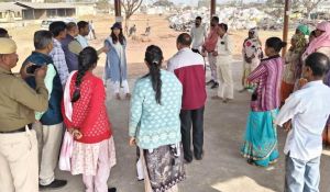  सीईओ जिला पंचायत ने ग्राम टेड़ेसरा के प्लास्टिक वेस्ट मैनेजमेंट यूनिट का किया निरीक्षण