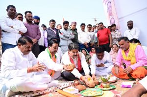  उप मुख्यमंत्री  विजय शर्मा ने शहर विकास के लिए रखी 2.80 करोड़ के निर्माण कार्यों की आधारशिला