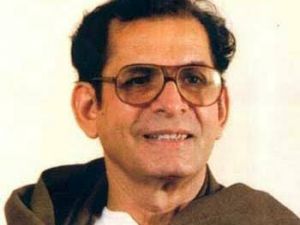 अविभाजित मध्यप्रदेश के पूर्व मुख्यमंत्री जननायक पण्डित श्यामा चरण शुक्ल की पुण्यतिथि में पुष्पांजलि कार्यक्रम 