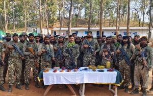  सर्च अभियान में बड़ी सफलता &ndash; विस्फोटक सामग्री एवं हथियार बरामद