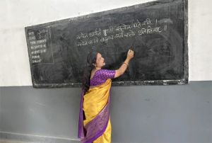 व्याकरण, अपठित गद्यांश और सही वर्तनी संस्कृत में दिलाएंगे अच्छे नंबरः वंदना बिसेन व्याकरण, अपठित गद्यांश और सही वर्तनी संस्कृत में दिलाएंगे अच्छे नंबरः वंदना बिसेन