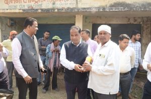  कलेक्टर ने पशुपालन विभाग के कृत्रिम गर्भाधान केंद्र का किया निरीक्षण, विभाग के प्रयासों की सराहना की