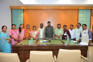  दुर्ग निगम के पार्षदो ने देखी विधानसभा की कार्यवाही- मंत्री गजेन्द्र यादव रहे मौजूद