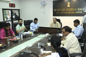  टीएल बैठक में कलेक्टर ने की विकास कार्यों की विस्तृत समीक्षा