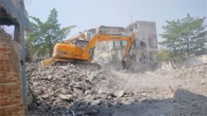  टीम प्रहरी अभियान में 20 हजार वर्गफीट कोटवारी भूमि से हटाया गया अवैध निर्माण