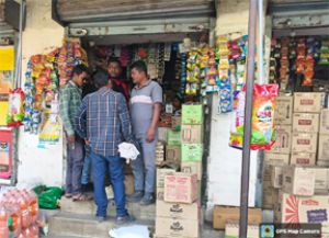  स्कूलों के आसपास की पान दुकानों का औचक निरीक्षण