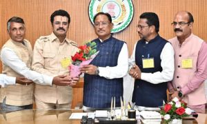  इंद्रावती नदी पर बैराज की स्वीकृति पर जगदलपुर नगर निगम के प्रतिनिधिमंडल ने मुख्यमंत्री का जताया आभार