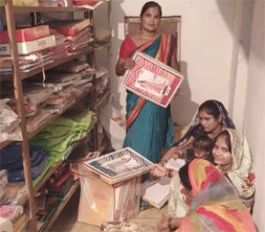  सक्षम योजना से मिली नई राह, हेमलता ने शुरू किया कपड़ों का व्यापार