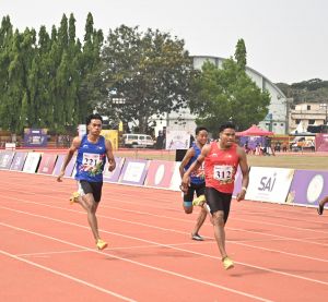  झारखंड के शिव कुमार और पृथ्वी उरांव सबसे तेज धावक; छत्तीसगढ़ के सिद्धार्थ नागेश ने शॉट पुट में स्वर्ण, डिस्कस थ्रो में रजत जीता