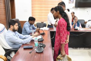 वैशाली नगर वार्ड क्रमांक 30 और ग्राम ननकट्ठी के ग्रामीण जल संकट से परेशान, जनदर्शन में लगाई गुहार