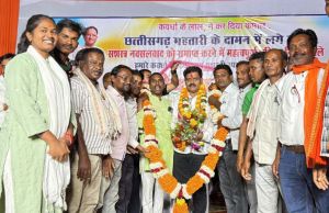  छत्तीसगढ़ सशस्त्र नक्सलवाद से मुक्ति पर उप मुख्यमंत्री विजय शर्मा का हुआ भव्य ऐतिहासिक अभिनंदन