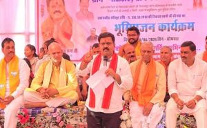    उप मुख्यमंत्री ने 5.36 करोड़ रुपए की लागत से बनने वाली सड़क निर्माण का किया भूमिपूजन