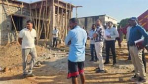 पंचायत सचिव के निलंबन के निर्देश : सीईओ ने विकास कार्यों का लिया जायजा पंचायत सचिव के निलंबन के निर्देश : सीईओ ने विकास कार्यों का लिया जायजा