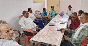  प्यास न लगने पर भी नियमित अंतराल में लें पानी या छाछ