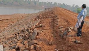 नक्सलमुक्त बस्तर में अब हो रहा है तेजी से अधोसंरचना निर्माण 