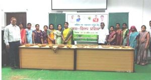  खस की सुगंधित जड़ों से शिल्प कला कृतियां और उत्पाद बनाने का प्रशिक्षण