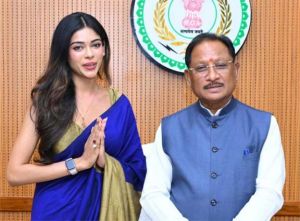  मुख्यमंत्री से मिस इंडिया छत्तीसगढ़ अनुष्का सोन ने की सौजन्य मुलाकात