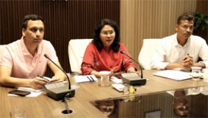  कलेक्टर ने ली जल संचय, जन भागीदारी अभियान 2.0 के कार्यों की प्रगति की समीक्षा बैठक