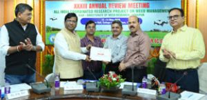  रासायनिक खरपतवारनाशकों का नियंत्रित और प्रभावी उपयोग किया जाए: डॉ. नायक