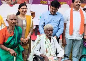 सुशासन तिहार में प्रशासन पहुंचा ग्रामीणों के द्वार, जनसमस्याओं के त्वरित निराकरण पर दिया गया जोर&rsquo;