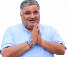  मंत्री राजेश अग्रवाल ने छोड़ा विशेष प्रोटोकॉल और सुरक्षा काफिला 