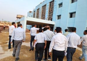 सड़क खंडों के समग्र विकास की कार्ययोजना बनाकर करें काम, भविष्य की जरुरतों के अनुरूप एक साथ स्वीकृत कराएं फ्लाई-ओवर्स