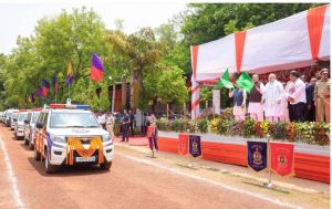 केंद्रीय मंत्री अमित शाह ने ‘अत्याधुनिक डायल 112’ और फॉरेंसिक मोबाइल वैन को दिखाई हरी झंडी केंद्रीय मंत्री अमित शाह ने ‘अत्याधुनिक डायल 112’ और फॉरेंसिक मोबाइल वैन को दिखाई हरी झंडी