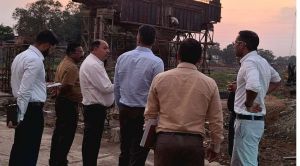 लोक निर्माण विभाग के सचिव ने निर्माणाधीन कयाघाट ब्रिज और मरीन ड्राइव का किया निरीक्षण लोक निर्माण विभाग के सचिव ने निर्माणाधीन कयाघाट ब्रिज और मरीन ड्राइव का किया निरीक्षण