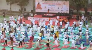  निरोग और आत्मनिर्भर भारत के निर्माण में योग-आयुर्वेद की महत्वपूर्ण भूमिका: स्वामी परमार्थ