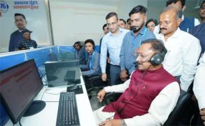 मुख्यमंत्री साय ने किया मुख्यमंत्री हेल्पलाइन एवं शिकायत प्रबंधन प्रणाली का अवलोकन मुख्यमंत्री साय ने किया मुख्यमंत्री हेल्पलाइन एवं शिकायत प्रबंधन प्रणाली का अवलोकन