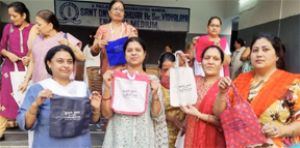  &lsquo;अब नहीं करेंगे प्लास्टिक थैली का प्रयोग&rsquo;